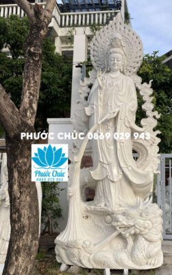 Tượng Quan Âm Ngự Long bằng Đá được chế tác tại Tượng Đá Phước Chúc